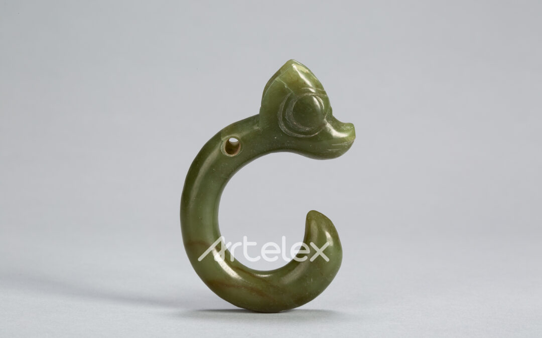 Early C-shaped Dragon