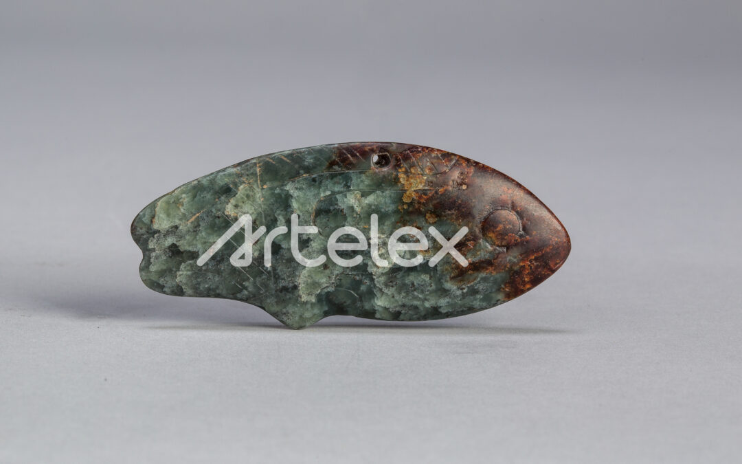 Fish-shaped Carving