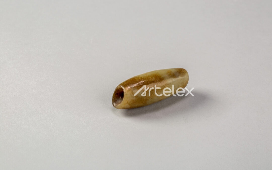 Tubular-shaped Bead