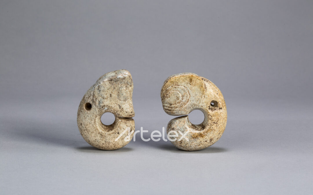 A Pair of C-shaped Bears
